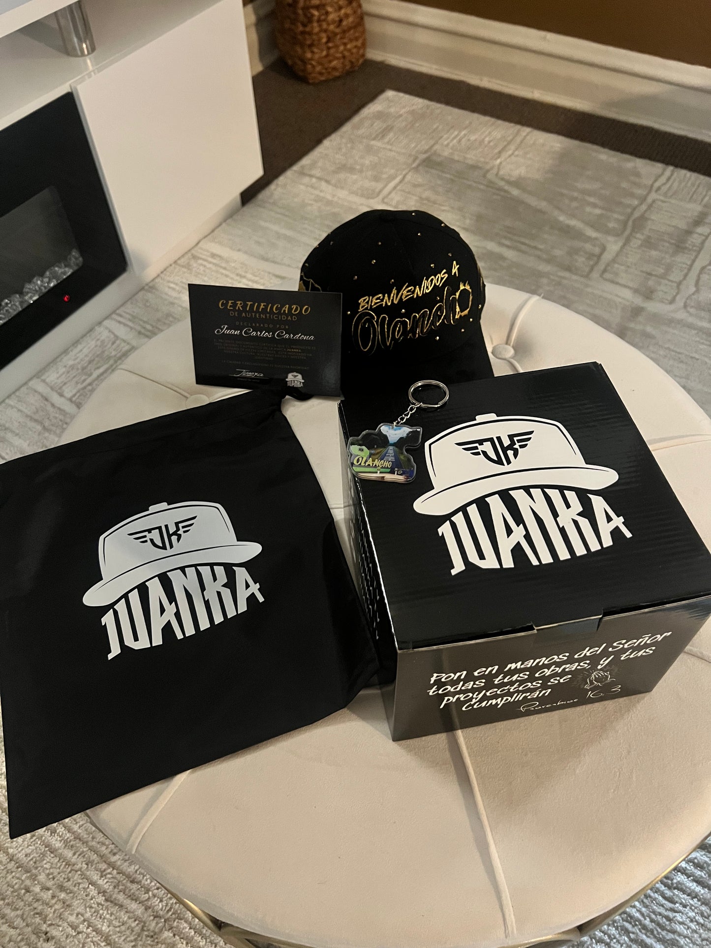 GORRA OLANCHANA DIAMANTE DORADO
